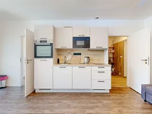 Prodej bytu 1+1, Horoměřice, B. Němcové, 36 m2