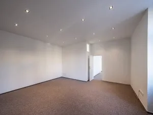 Pronájem kanceláře, Praha - Vysočany, Pod pekárnami, 78 m2