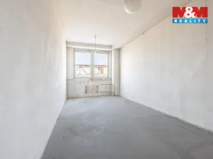 Prodej výrobních prostor, Kladno, Buštěhradská, 2602 m2