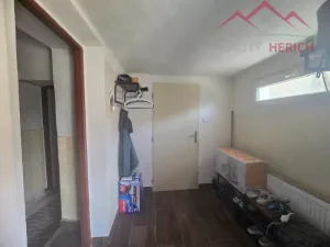 Prodej rodinného domu, Krásný Dvůr - Chrašťany, 400 m2