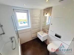 Prodej bytu 3+kk, Praha - Pitkovice, Lošáková, 86 m2