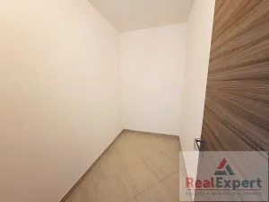 Prodej bytu 3+kk, Praha - Pitkovice, Lošáková, 86 m2