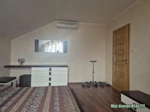 Pronájem rodinného domu, Praha - Ďáblice, Markvartická, 280 m2