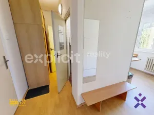 Pronájem bytu 1+1, Zlín - Malenovice, Husova, 32 m2