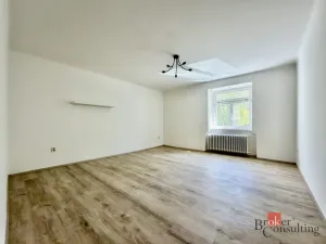Pronájem bytu 2+1, Praha - Košíře, Plzeňská, 58 m2