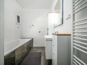 Prodej bytu 2+kk, Praha - Košíře, Vrchlického, 49 m2