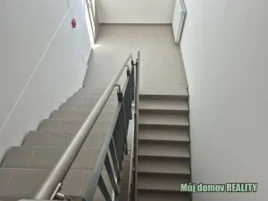 Pronájem skladu, Praha - Hostivař, 550 m2
