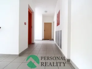 Prodej bytu 2+kk, Karlovy Vary, Nejdlova, 53 m2