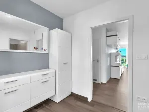 Pronájem bytu 3+kk, Lochenice, 103 m2