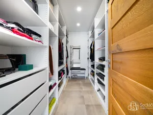 Prodej rodinného domu, Šabina, 182 m2