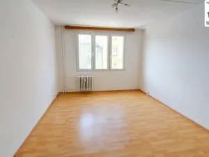 Pronájem bytu 2+1, Cheb, Valdštejnova, 60 m2