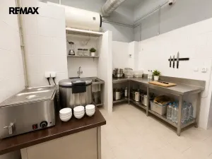 Pronájem restaurace, Praha, Formanská, 200 m2