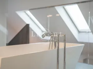 Pronájem bytu 3+1, Praha - Bubeneč, U akademie, 135 m2