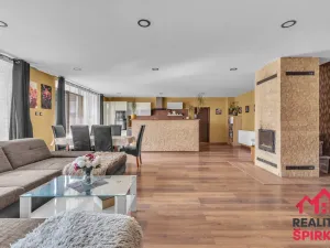 Prodej rodinného domu, Kamenná Horka, 405 m2