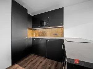Pronájem bytu 2+kk, Praha - Modřany, Daškova, 41 m2