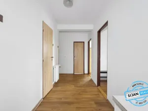 Prodej bytu 3+1, Březová, 77 m2