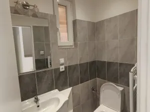 Pronájem bytu 2+kk, Praha - Modřany, U Modřanské školy, 51 m2