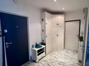 Pronájem bytu 2+1, Kadaň, Chomutovská, 53 m2