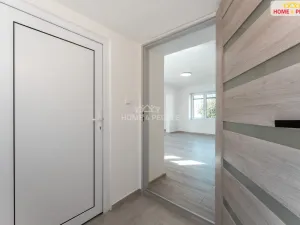 Prodej rodinného domu, Zakřany, 234 m2