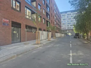 Pronájem obchodního prostoru, Praha - Žižkov, Hartigova, 53 m2