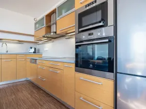 Prodej bytu 3+kk, Praha - Štěrboholy, Ústřední, 76 m2