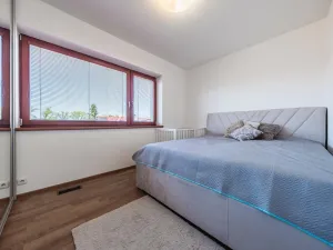 Prodej bytu 3+kk, Praha - Štěrboholy, Ústřední, 76 m2