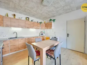 Prodej rodinného domu, Louka, 220 m2