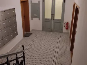 Pronájem bytu 1+kk, Praha - Smíchov, Strakonická, 30 m2