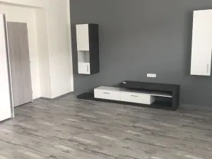 Pronájem bytu 1+1, Prostějov, Trávnická, 70 m2