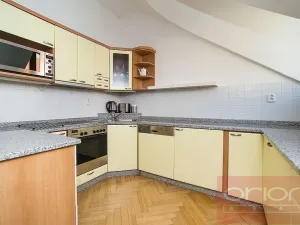 Pronájem bytu 3+kk, Praha - Malá Strana, Vlašská, 75 m2
