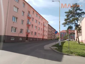 Pronájem bytu 2+1, Jirkov, Karla Čapka, 55 m2