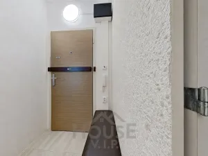 Prodej bytu 1+1, Praha - Háje, Matúškova, 30 m2