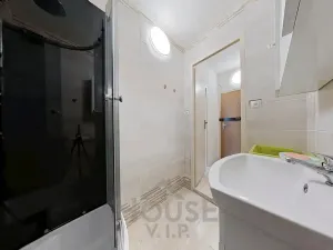 Prodej bytu 1+1, Praha - Háje, Matúškova, 30 m2