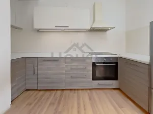 Prodej bytu 2+1, Praha - Žižkov, Jeronýmova, 63 m2