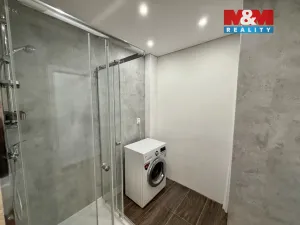 Pronájem bytu 1+kk, Děčín - Děčín III-Staré Město, Žerotínova, 28 m2