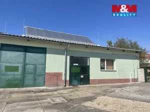 Pronájem obchodního prostoru, Chlumec nad Cidlinou - Chlumec nad Cidlinou I, Klicperovo náměstí, 107 m2
