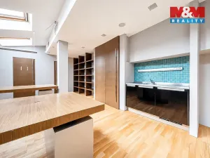 Pronájem kanceláře, Olomouc, Horní náměstí, 708 m2