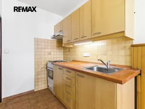 Prodej bytu 3+1, Praha - Háje, Mejstříkova, 61 m2