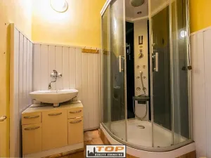 Prodej bytu 2+1, Kadaň, kpt. Jaroše, 59 m2
