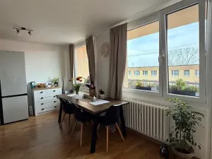 Prodej bytu 3+1, Nové Strašecí, Žižkovo náměstí, 70 m2