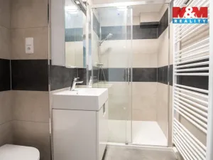 Pronájem bytu 2+1, Hradec Králové - Věkoše, Lomená, 58 m2