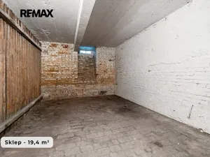 Prodej bytu 3+1, Praha - Bubeneč, U zeměpisného ústavu, 111 m2