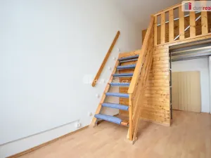Pronájem bytu 2+1, Karlovy Vary, náměstí Dr. M. Horákové, 53 m2