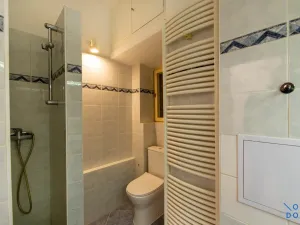 Pronájem bytu 1+kk, Praha - Podolí, Podolská, 35 m2