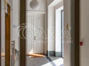 Prodej bytu 2+kk, Praha - Nové Město, Dlážděná, 59 m2