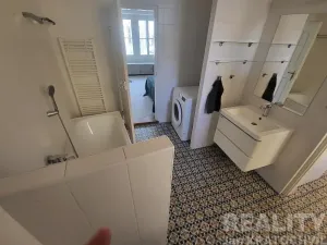 Pronájem bytu 2+1, Praha - Malá Strana, Maltézské náměstí, 76 m2