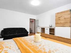 Pronájem bytu 1+1, Sebranice, 30 m2