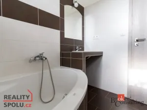 Pronájem bytu 2+kk, Žďár nad Sázavou - Žďár nad Sázavou 1, Jiřího z Poděbrad, 53 m2