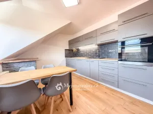 Pronájem bytu 2+kk, Znojmo, Antonínská, 67 m2