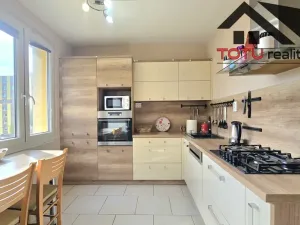 Prodej bytu 4+1, Jaroměř, Na Zavadilce, 66 m2